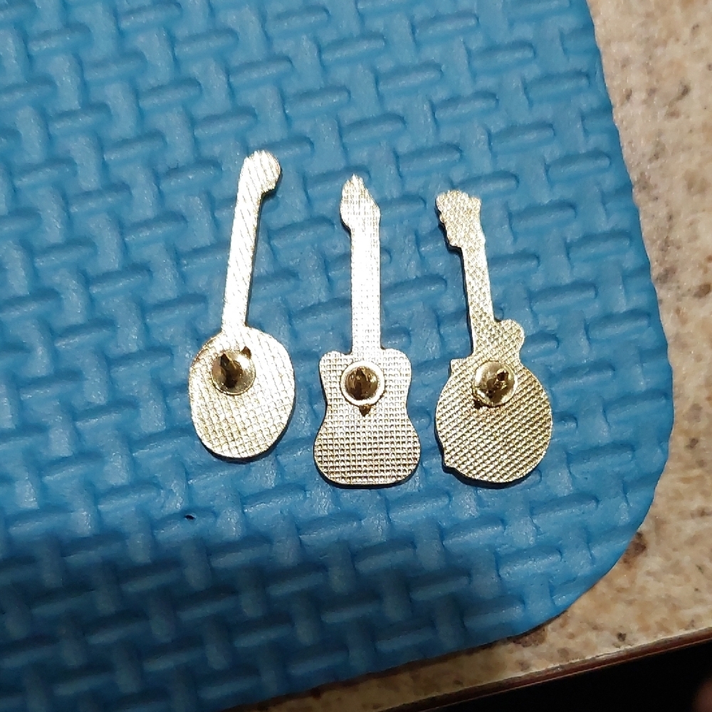 Blue Pontiac Racing Pin Collection - Picture 8 of 10